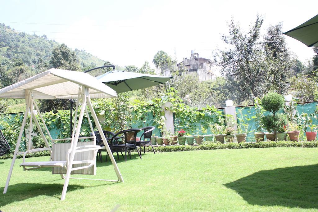 The Royal Court Hotel Naini Tāl Exterior foto